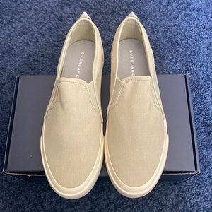 Everlane Slip-on Sneaker 8